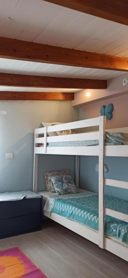 Beautiful Chalet With Wifi And Free Parking Arona  Bagian luar foto