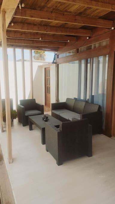 Beautiful Chalet With Wifi And Free Parking Arona  Bagian luar foto