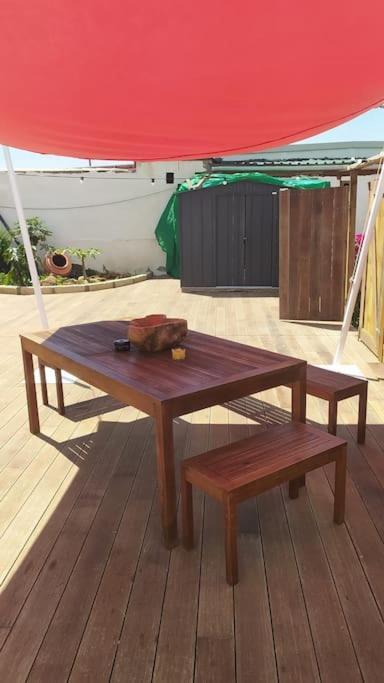 Beautiful Chalet With Wifi And Free Parking Arona  Bagian luar foto