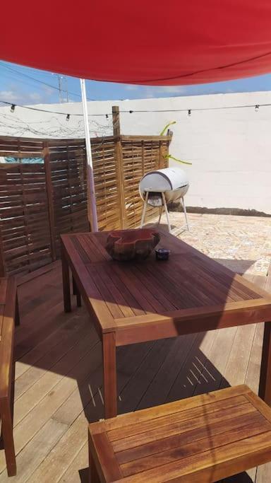 Beautiful Chalet With Wifi And Free Parking Arona  Bagian luar foto