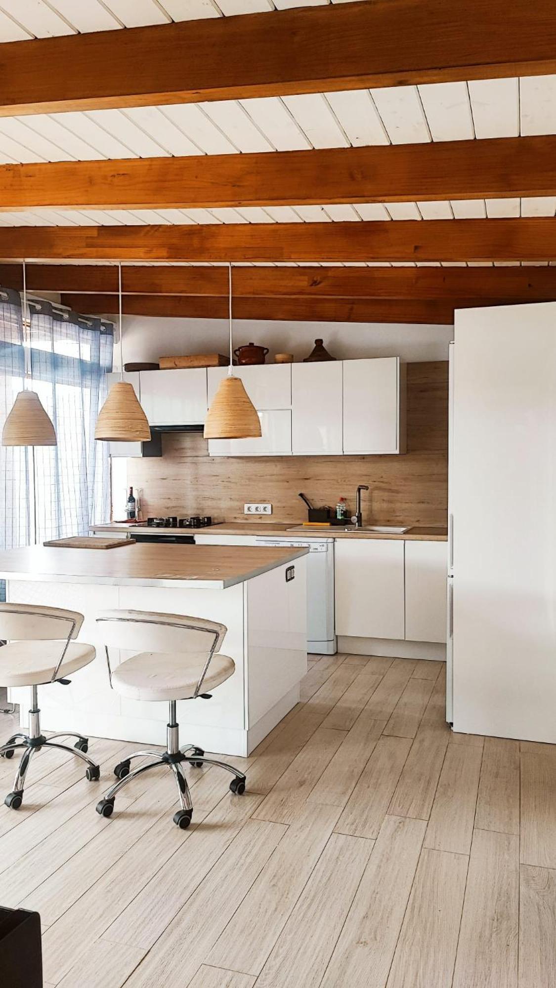 Beautiful Chalet With Wifi And Free Parking Arona  Bagian luar foto