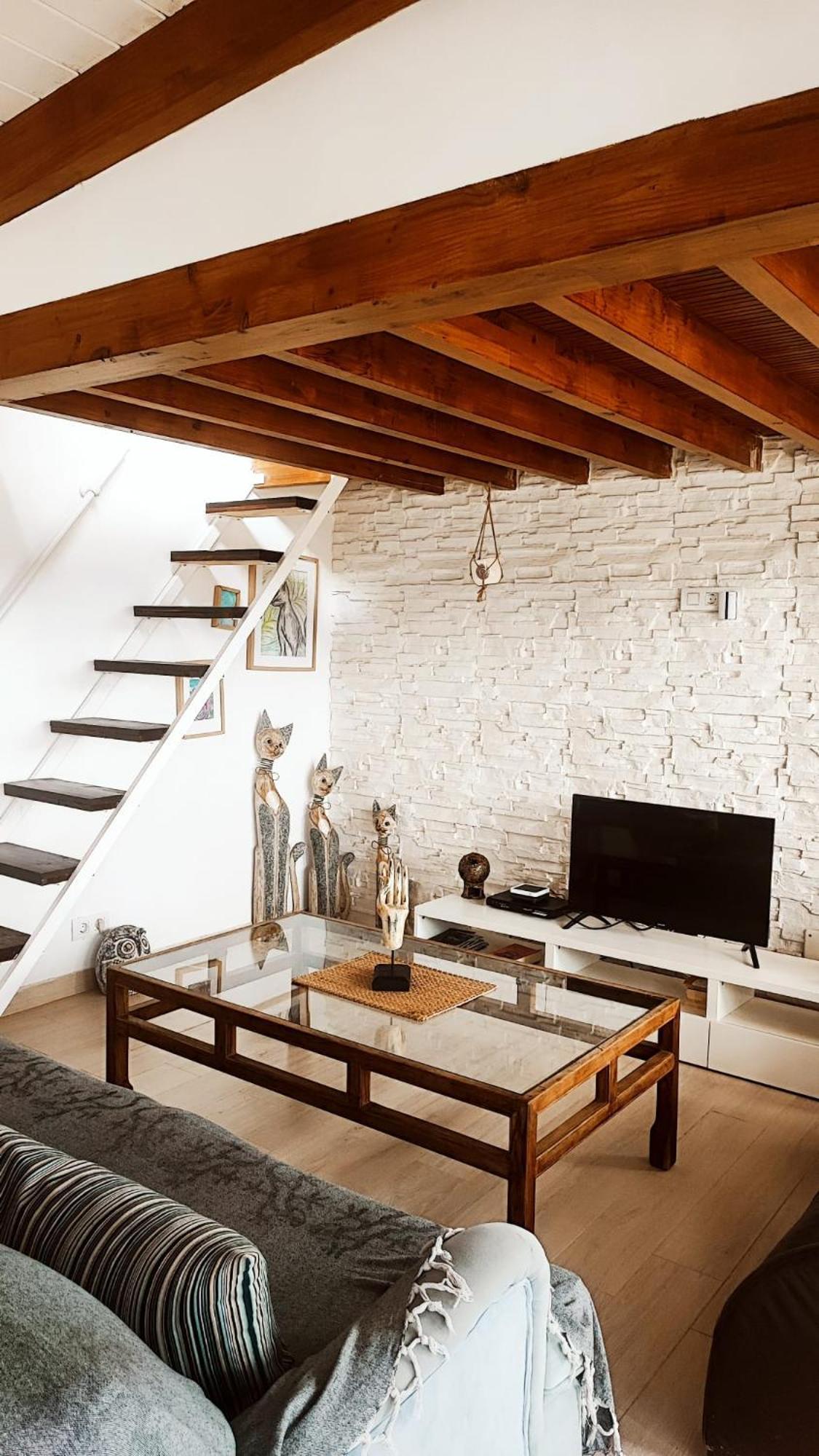 Beautiful Chalet With Wifi And Free Parking Arona  Bagian luar foto
